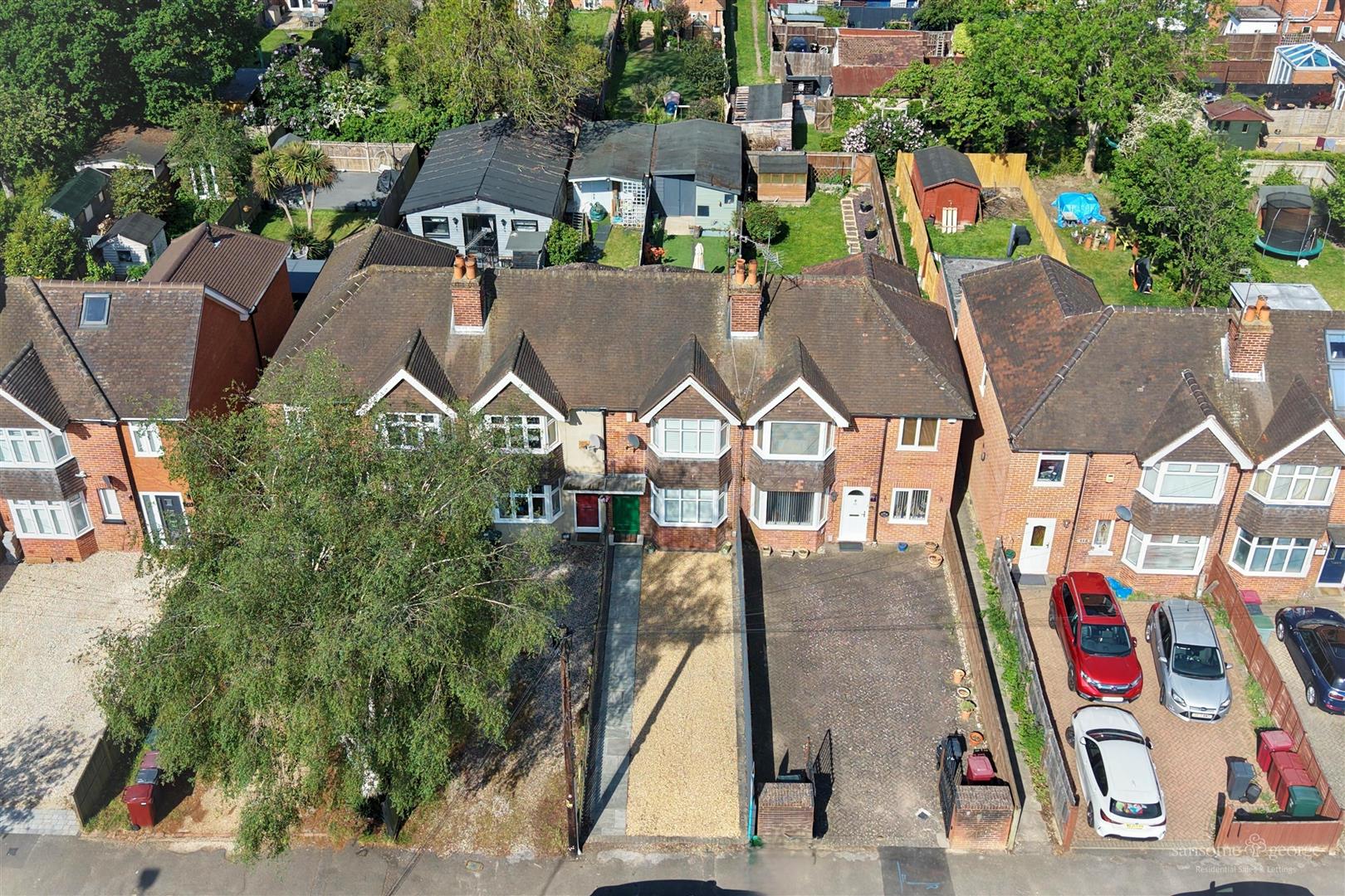 Park Lane, Tilehurst, Reading